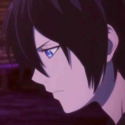 美女COS《巫师3》叶奈法惊艳绝伦 白嫩香肩紫眸勾人