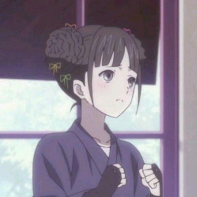 开小店的年轻人手握人才证做生意